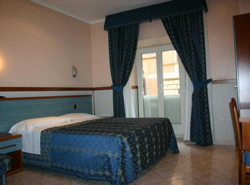 Hotel Rubino Рим Екстер'єр фото